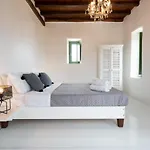 Apartment Irilia, Private Pool With Unrestricted Sea View *