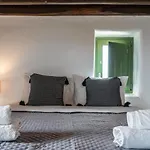 Irilia, Private Pool With Unrestricted Sea View Apartmán *