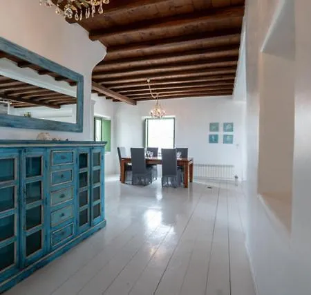 아파트 Irilia, Private Pool With Unrestricted Sea View *